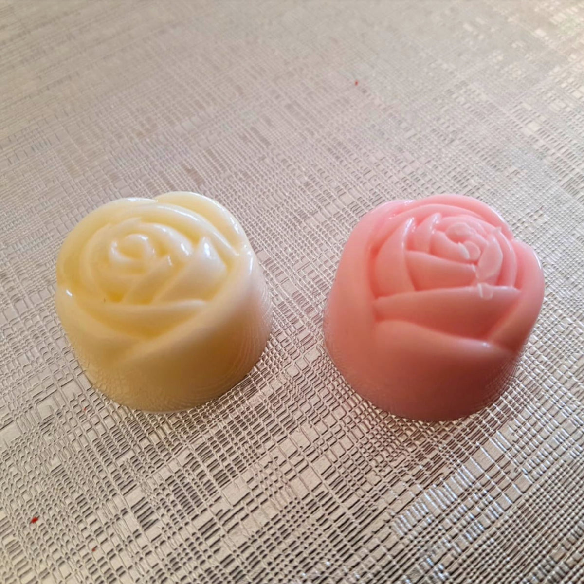 Celebration/Wedding - Chocolate Roses
