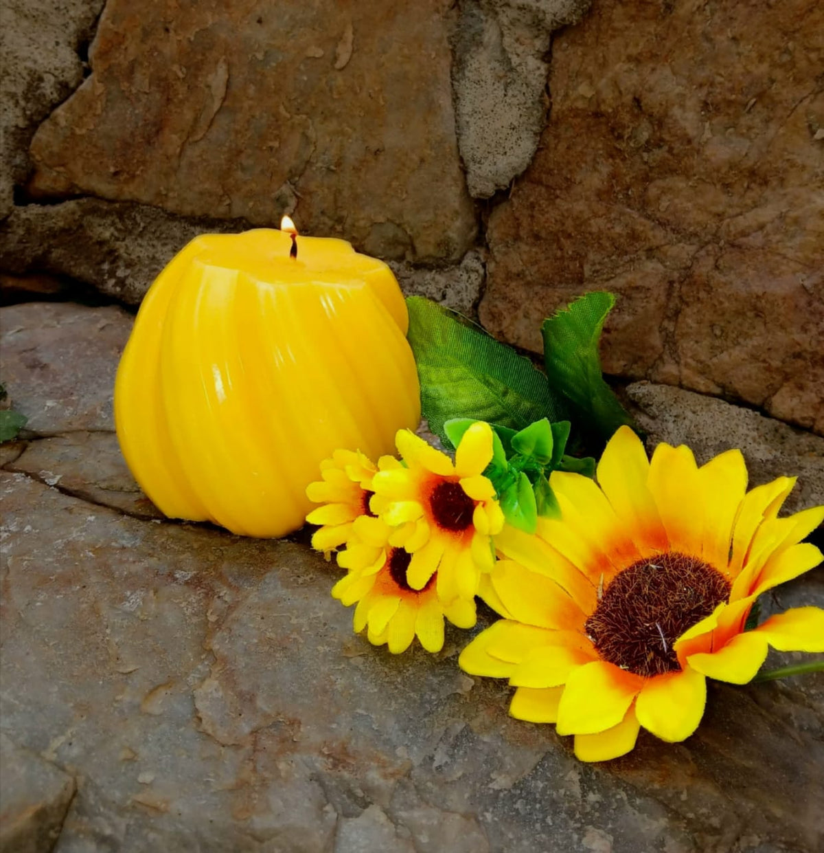 Sunflower Spiral  Candle & Gift Box