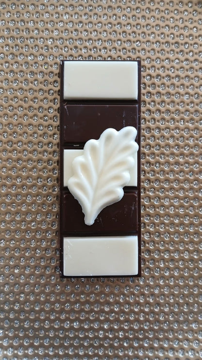 Medium Tablet Leaf Bars