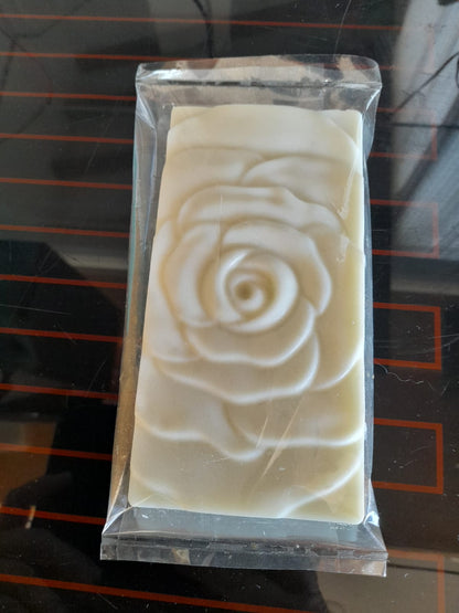 Vanilla chocolate rose bar 