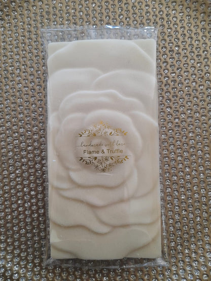 Chocolate Rose Bar (White Chocolate)